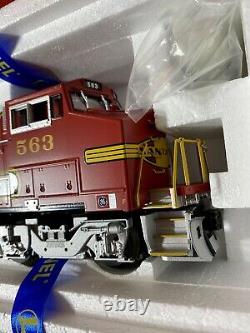 Lionel O Gauge Santa Fe Legacy Non-powered Dash 8-40bw Diesel #563 Pre-owned