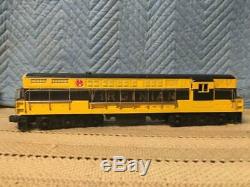 Lionel PW Original 1955 Virginian 2331 FM Diesel Locomotive Black/Yellow O Gauge