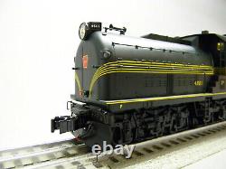 Lionel Pennsylvania Bipolar Electric Locomotive Engine #4501 O Gauge 1933610 New