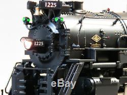 Lionel Polar Express Legacy Steam Engine & Tender O Gauge Scale 6-84685 New