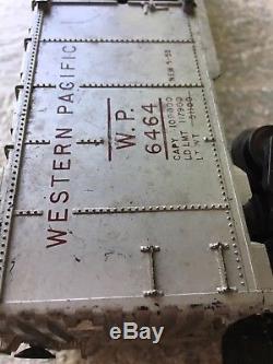 Lionel Postwar 6464-1 Western Pacific Boxcar O Gauge 1953 RARE Red Letters C-7