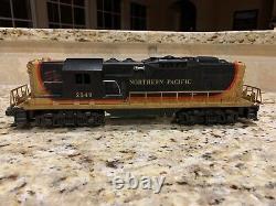 Lionel Postwar O Gauge 2349 Northern Pacific GP9