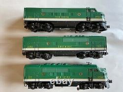 Lionel Postwar O Gauge F3 ABA Set 2356 Southern Locomotive