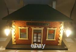 Lionel Prewar O-gauge 124 Lionel City Illuminated Waiting Room Station