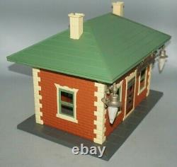 Lionel Prewar O-gauge 124 Lionel City Illuminated Waiting Room Station