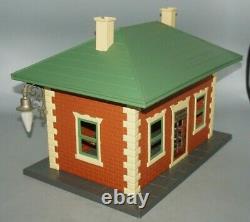 Lionel Prewar O-gauge 124 Lionel City Illuminated Waiting Room Station