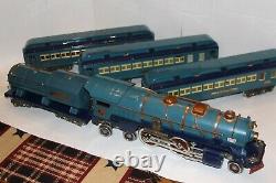 Lionel Prewar Standard Gauge Blue Comet 400E and matching cars with boxes