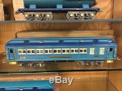 Lionel Standard Gauge Blue Comet Set with 400E Loco, 400T, 420 / 421 / 422 Cars OB