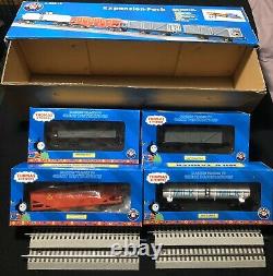 Lionel Trains Thomas & Friends 6-30012 O Gauge Expansion Pack 4 Cars & Tracks