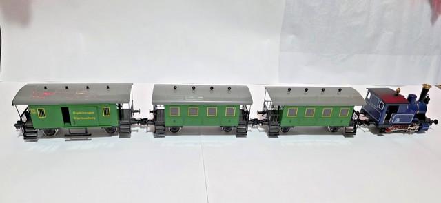 Marklin 1 Gauge Steam Locomotive With 2 Passengar And 1 Baggage Cars