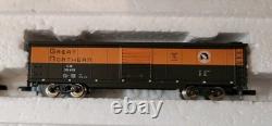 Marklin Z Gauge Mini-Club 81461 Burlington Route Freight Set, Extra Track Nice