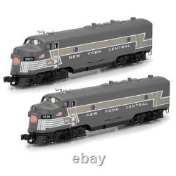 Menards O Gauge Powered NEW YORK CENTRAL F Unit Diesel Locomotive AA Set