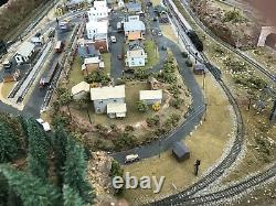 N-GAUGE TWO-TIER, 3 TRACKs For TRAINS, 96 x 48 LAYOUT Tunnel, City, SEE Detail