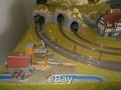 N Gauge DCC Layout 1.75m X 1m Complete And Good Working Condition