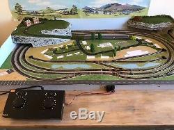 N Gauge Layout With Twin Controller, Landscaped 48in X 27in X 6in