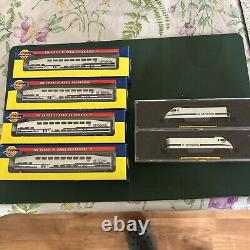 N Scale Bombardier METROLINK Train 4 Passenger 2 Engines ATHEARN