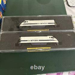 N Scale Bombardier METROLINK Train 4 Passenger 2 Engines ATHEARN