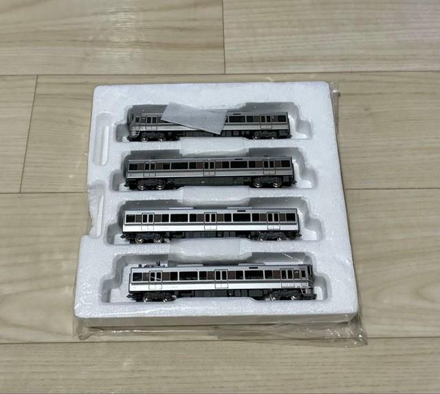 N Gauge Model Train, 4 Car Set, Silver, No Outer Case #07683d