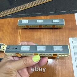 N gauge model train 4 cars & rail set #05a12e