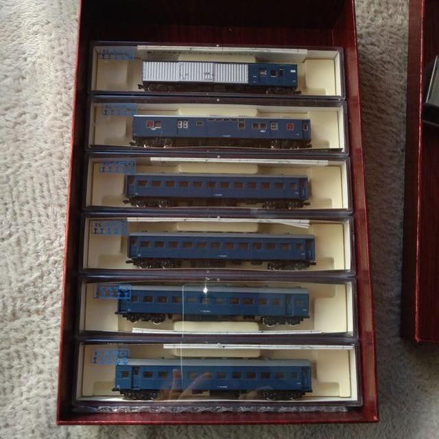 N Gauge Model Train 6-car Set #7db37a