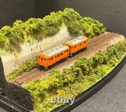 N gauge model train diorama with case #b32410