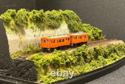 N gauge model train diorama with case #b32410