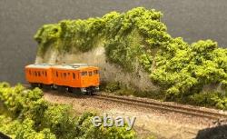 N gauge model train diorama with case #b32410
