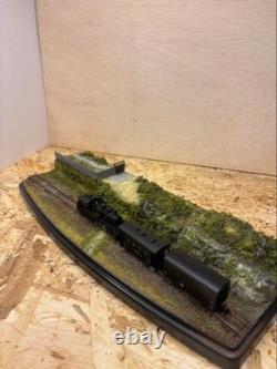 N gauge model train locomotive and wagon set with case #205c3a