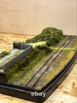 N gauge model train locomotive and wagon set with case #205c3a