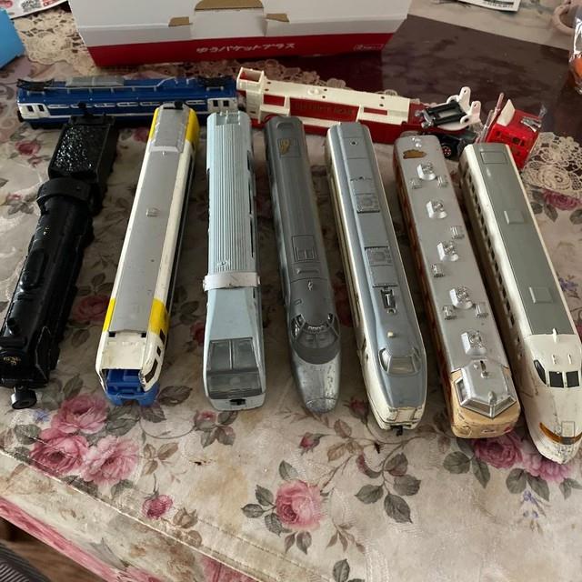 N Gauge Model Train Set And Trailer #87cb5f