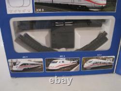 New ICE Train Deutsche Bahn Railroad N Gauge Diecast Rechargeable Train Set New ICE Train Deutsche Bahn Railroad N Gauge Diecast Rechargeable Train Set