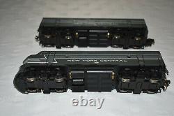 New York Central S-helper S-gauge DC Model F-3 Diesel A & B Unit Train Set