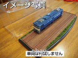 No. 609 HO gauge model train diorama in case #0acc17