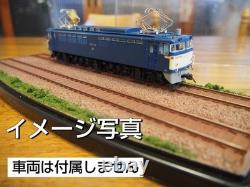 No. 609 HO gauge model train diorama in case #0acc17