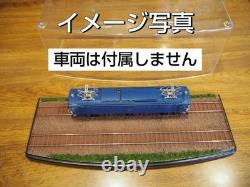 No. 609 HO gauge model train diorama in case #0acc17