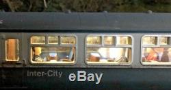 OO gauge DCC coach lighting set. Wheels and passengers inc. No batteries needed