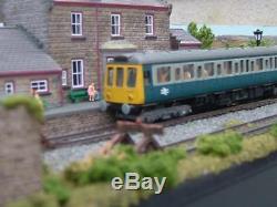 OO gauge Model Railway Layout Two Sections 5 1/2ft x 17.5 DC or DCC Goathland