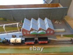 Oo Gauge Layout 10ft In 2 Sections Excellent Condition End To End