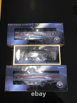 Polar Express Train Set 6-31960 O-Gauge Pre-Owned with 3 Additional Cars
