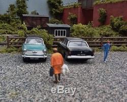 Stanton Yard Model Railway Layout with Legs, 6 Foot x 18, OO Gauge, DC or DCC