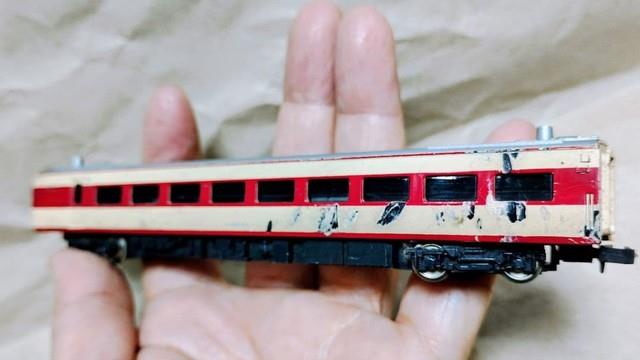 Tomix 2319 N Gauge Model Train Intermediate Car Cream Red Band Diesel Train