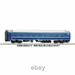 TOMIX HO Gauge JR Passenger Car Ohane 15 White Strip 1-Car Model Train HO-5024