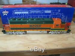 USA Trains G Gauge Emd Sd40-2 R22306 Bnsf Sd40-2 1st #6915 Locomotive, Ob