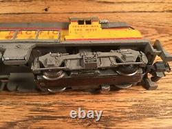 Union Pacific Diesel Locomotive Engine 372 Gilbert S Gauge Train American Flyer