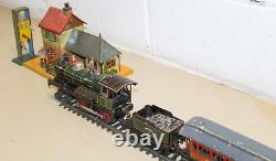 VINTAGE PRE-WAR BING 4-4-0 0-GAUGE INTERNATIONAL TRAIN SET With COUNTRY STATION