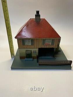 Vintage 1930s Bavaria Tin Litho O Gauge Model Train Platform House Kids Toy