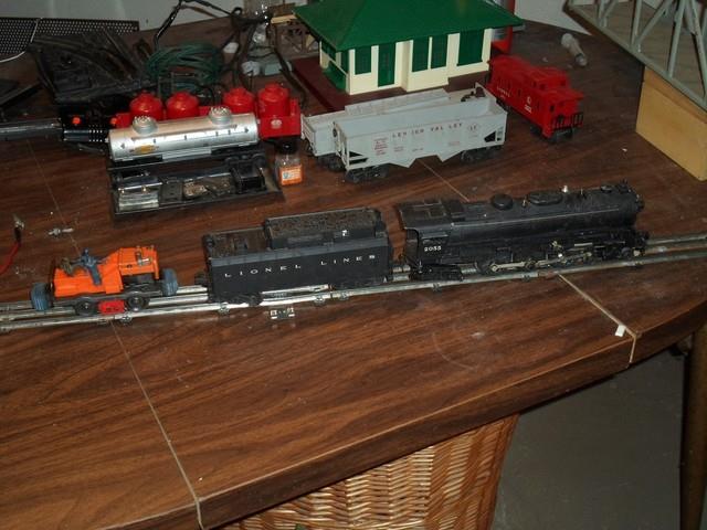 Vintage 1950's Lionel Model Train Set 0-27 Gauge