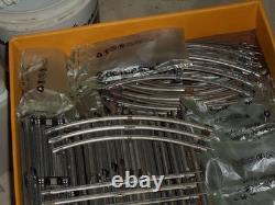 Vintage 1950's Lionel Model Train Set 0-27 Gauge