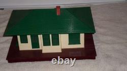 Vintage 1950's Lionel Model Train Set 0-27 Gauge