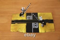 Vintage O Gauge & HO Gauge Train Cars + Track & Accessories Mixed Lot